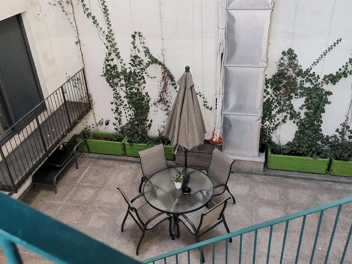 Central Apartment With Home Cinema & Work Space Bükreş Romanya